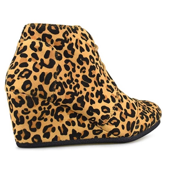 Tan Leopard Lace Up Wedge Booties - Picture 5 of 7